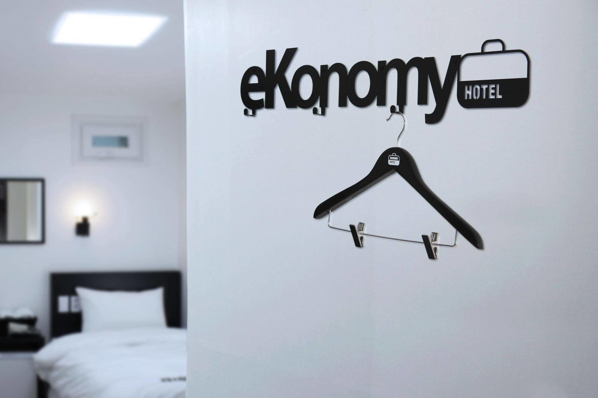 Ekonomy Hotel Dongdaemun Seul Dış mekan fotoğraf