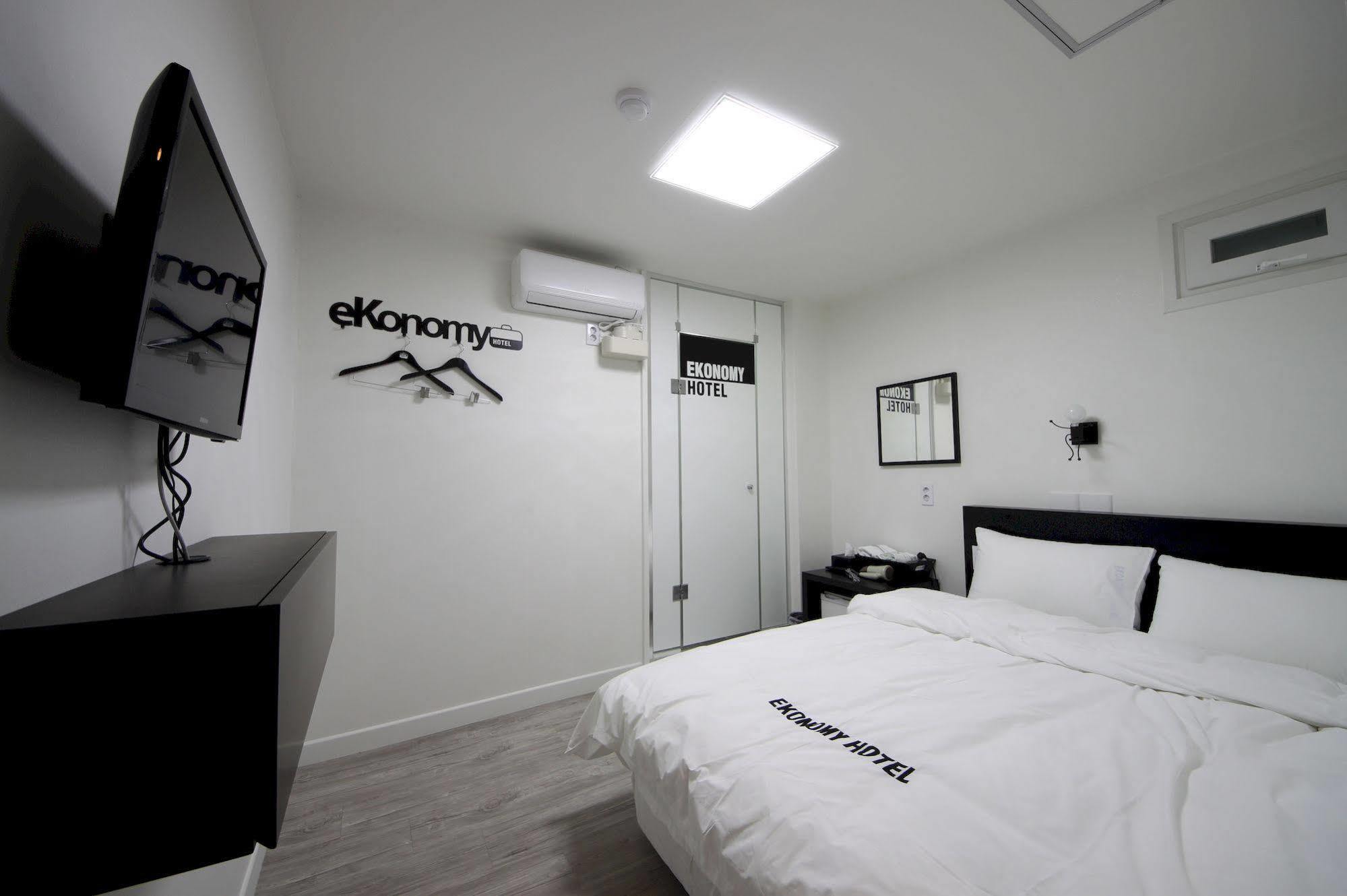 Ekonomy Hotel Dongdaemun Seul Dış mekan fotoğraf